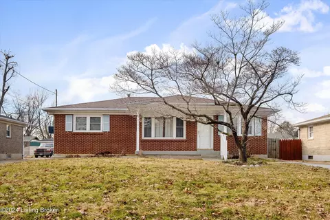 11616 Semillon Ln, Louisville, KY 40272
