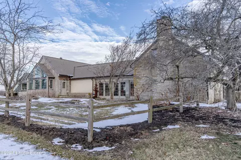 1220 Anderson Ln, Shelbyville, KY 40065