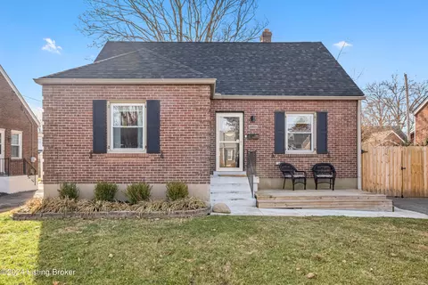 2926 Curran Rd, Louisville, KY 40205