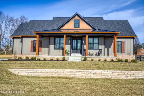 227 Crossroads Dr, Mount Washington, KY 40047