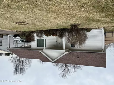 813 Park Ave, Irvington, KY 40146