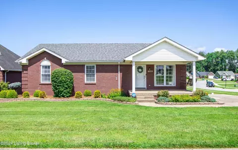 5500 Dione Ave, Louisville, KY 40216
