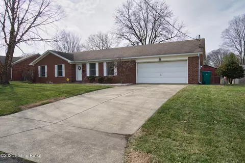 4406 Winter Garden Ct, Louisville, KY 40218