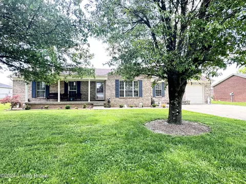 1011 Brittany Dr, Bardstown, KY 40004