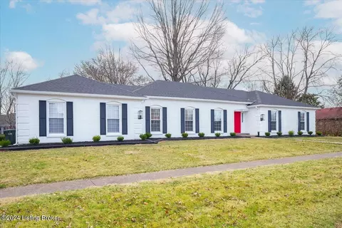 10802 Falkirk Rd, Louisville, KY 40223