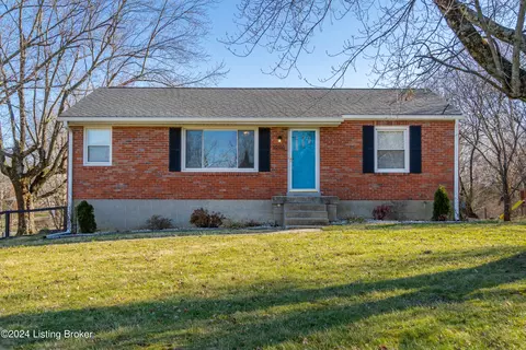 10116 Mary Dell Ln, Jeffersontown, KY 40299