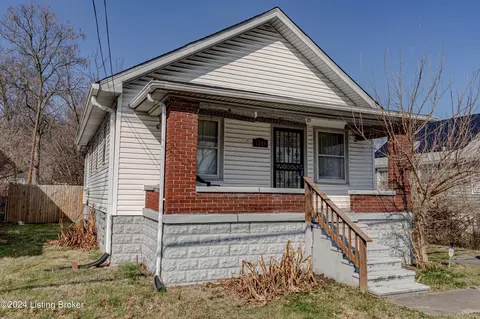 7106 Southside Dr, Louisville, KY 40214