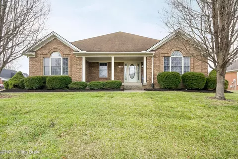 6700 Black Locust Way, Louisville, KY 40272