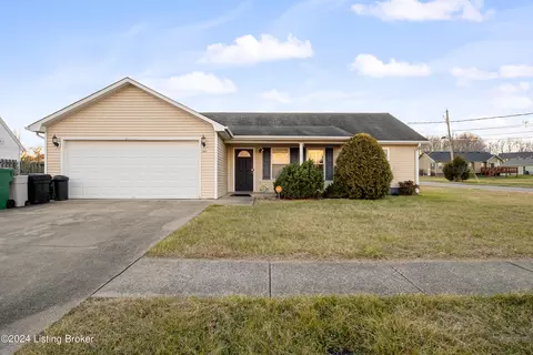 141 Boone Trce, Radcliff, KY 40160