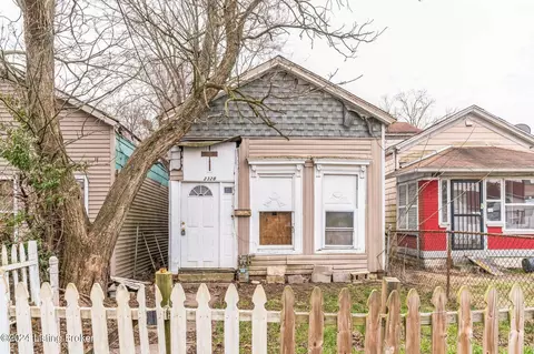 2328 Lytle St, Louisville, KY 40212