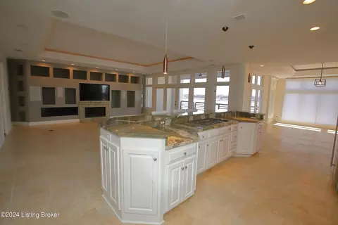 5435 Harbortown Cir, Prospect, KY 40059