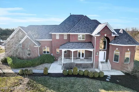 283 Hunters Pointe Pl, Simpsonville, KY 40067