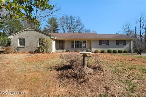 2905 S Winchester Acres Rd, Louisville, KY 40223