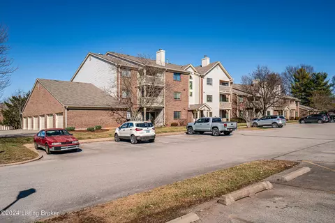 8506 Ambrosse Ln #206, Louisville, KY 40299