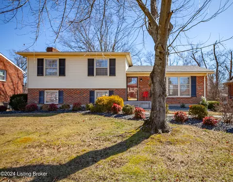 9510 Tiverton Way, Louisville, KY 40242
