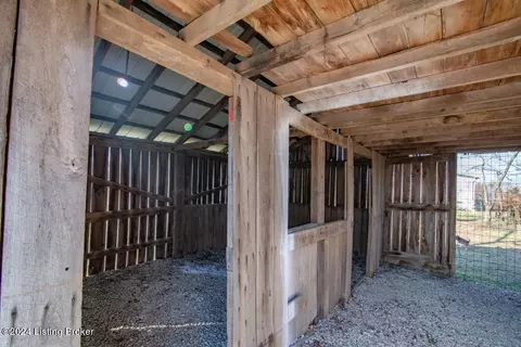 Exterior - 1320 Arnold School Rd, Webster, KY 40176 photo 8 of 14