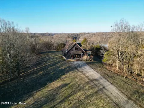 2000 Greens Ln, Taylorsville, KY 40071