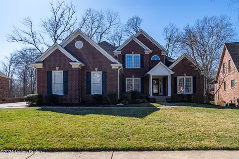14812 Huntridge Cir, Louisville, KY 40245