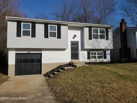 5207 Fisherman Ct, Louisville, KY 40241