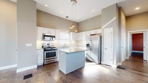 1100 Fischer Ave, Louisville, KY 40204