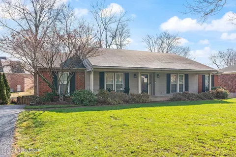 9104 Collingwood Rd, Louisville, KY 40299