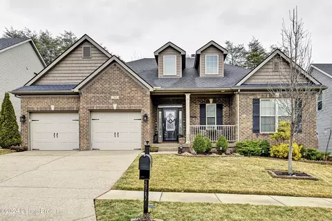 707 Dehart Ln, Louisville, KY 40243
