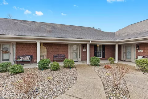 9018 Sidney Way, Louisville, KY 40291
