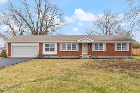 168 Centerview Dr, Shepherdsville, KY 40165