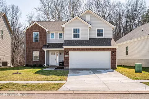8703 Warbler Branch Way, Louisville, KY 40229