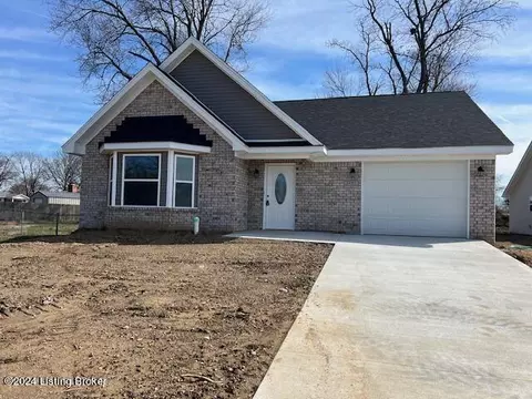 5405 Mount Holyoke Dr, Louisville, KY 40216