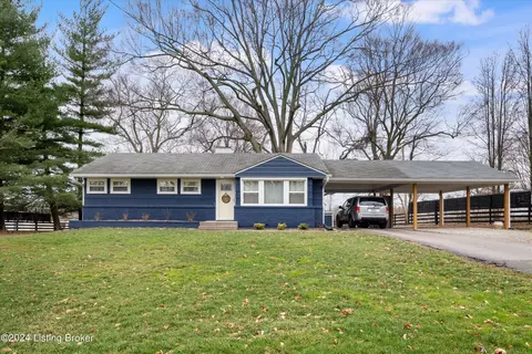 7500 Kavanaugh Rd, Crestwood, KY 40014