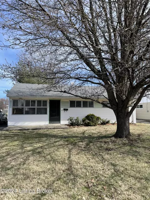 4913 Raven Rd, Louisville, KY 40213