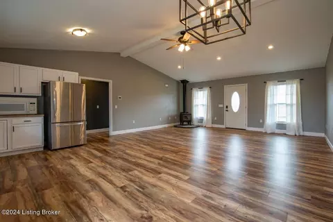 Living - 1674 Weldon Loop Rd, Upton, KY 42784 photo 1 of 3