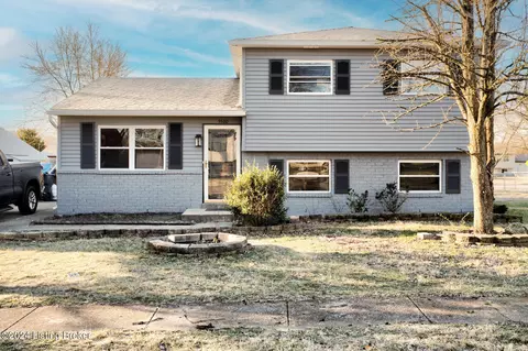 5500 Antle Dr, Louisville, KY 40229