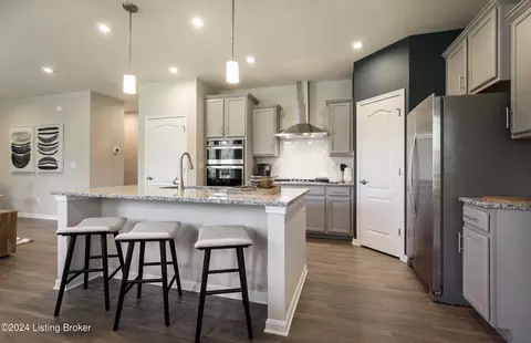 Kitchen - 4119 Cobblestone Ln, La Grange, KY 40031 photo 6 of 8