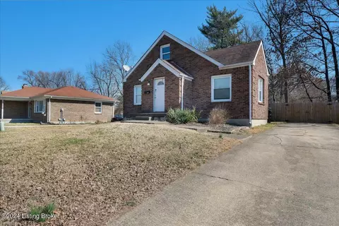 3607 Nichols Meadow Cir, Louisville, KY 40215