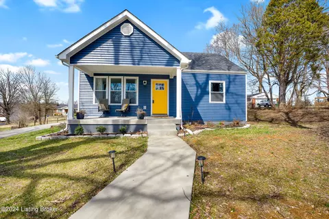 7713 E Manslick Rd, Louisville, KY 40228