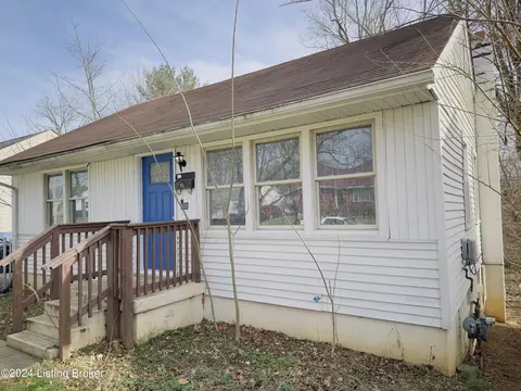 409 Lee Rd, Elizabethtown, KY 42701