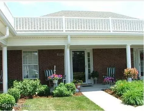 7937 Stovall Ct, Louisville, KY 40228