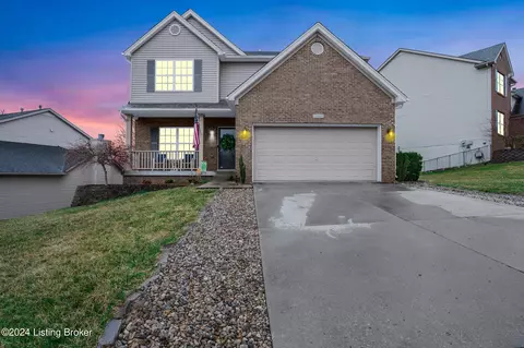 15609 Beckley Hills Dr, Louisville, KY 40245