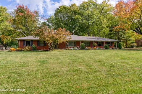 703 Linden Dr, Anchorage, KY 40223
