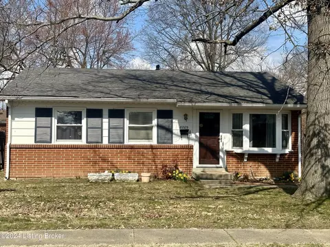 8209 Cris Dr, Louisville, KY 40291