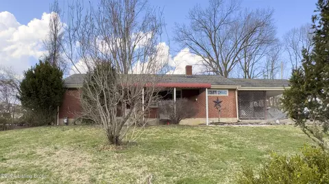9016 Gayle Dr, Louisville, KY 40272