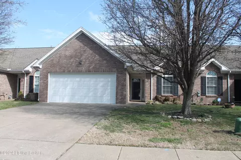 12498 Springfalls Ct, Louisville, KY 40229