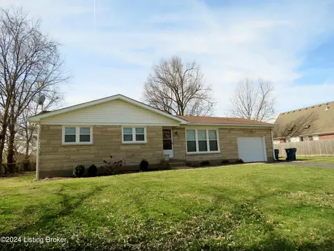 8602 Smyrna Pkwy, Louisville, KY 40219