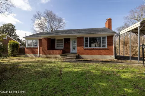 10008 Nanka Rd, Louisville, KY 40272