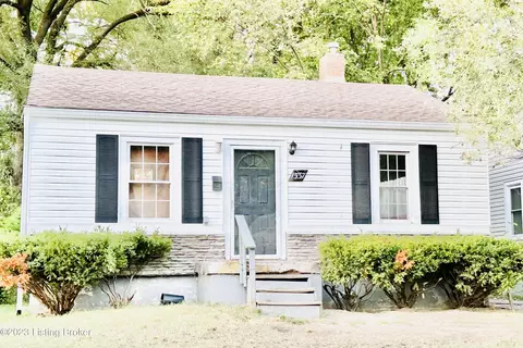 1537 Clara Ave, Louisville, KY 40215