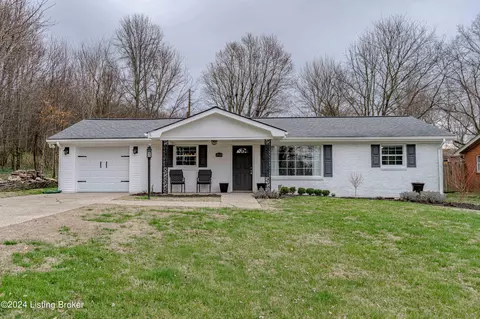 268 Doctors Dr, Shelbyville, KY 40065