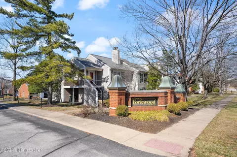 620 Cobblestone Sq, Louisville, KY 40223