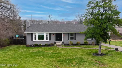 11211 Darlington Pl, Louisville, KY 40243